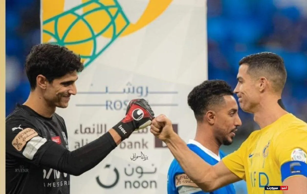 مغاربة ينتقدون "كاف" بسبب عدم ادراج بونو من قائمة الكرة الذهبية الأفريقية